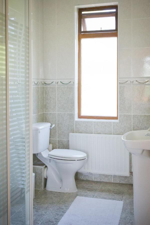 Cahergal Farmhouse B&B Newmarket-on-Fergus エクステリア 写真