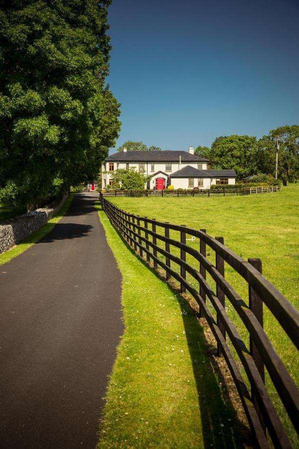 Cahergal Farmhouse B&B Newmarket-on-Fergus エクステリア 写真