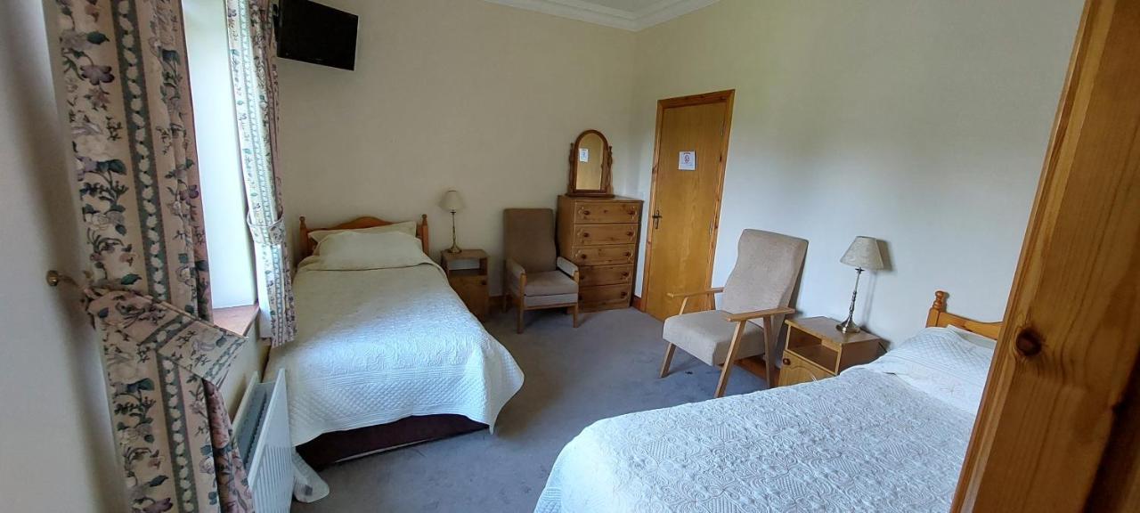 Cahergal Farmhouse B&B Newmarket-on-Fergus エクステリア 写真